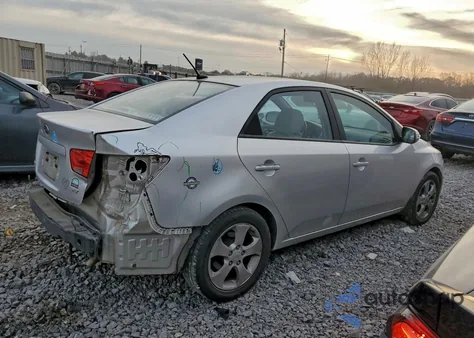 2010 Kia Forte Ex z USA, uszkodzony, nr VIN KNAFU4A22A5110510